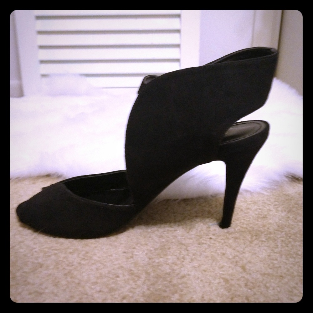 Nine West 4 inch heal